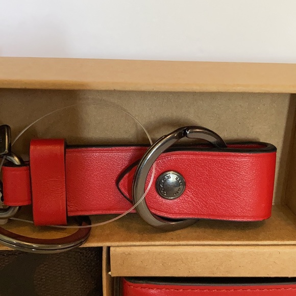 Boxed 3 In 1 Wallet Gift Set In Colorblock Signature Canvas - Picture 7 of 8